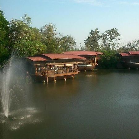 Momchailai River Retreat Hotel Lam Phaya Ngoại thất bức ảnh